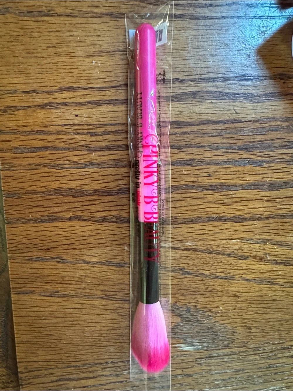 Pinky & Beauty 'Pretty in Pink' Makeup Brush - Pink